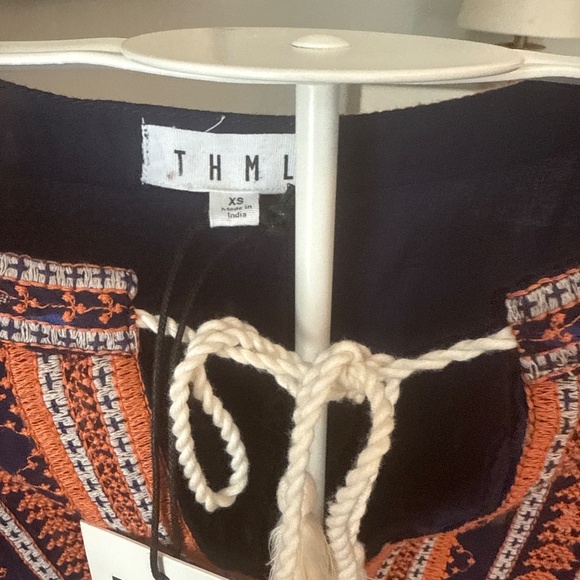 THML tasseled peasant blouse. NWT‎ . Retail 94 - Picture 2 of 8